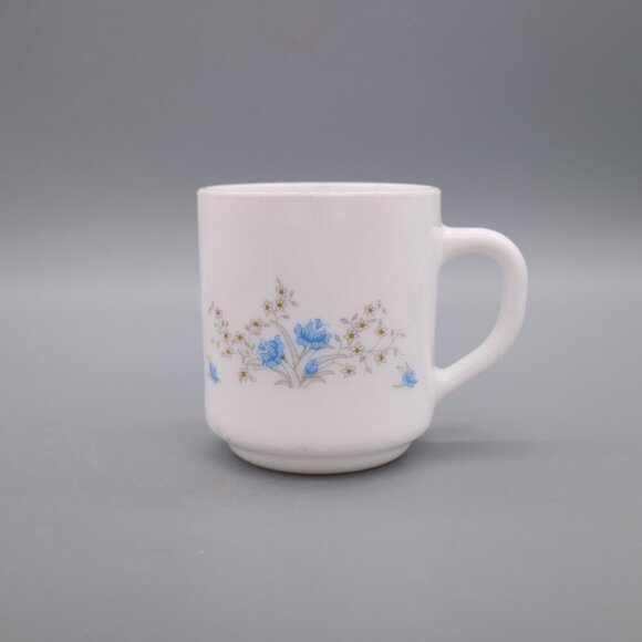 Vintage Arcopal France Romantique Coffee Mugs - Picture 6 of 9